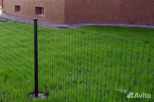Забор из сварной рулонной сетки Забор из сварной рулонной сетки