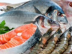 Рыба раки морепродукты специи