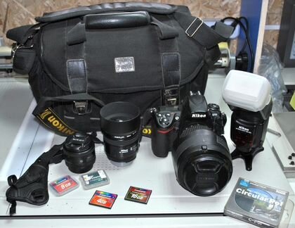 Продам фотоаппарат Nikon D700 в комплекте