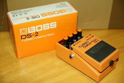 Гитарная педаль Boss ds-2