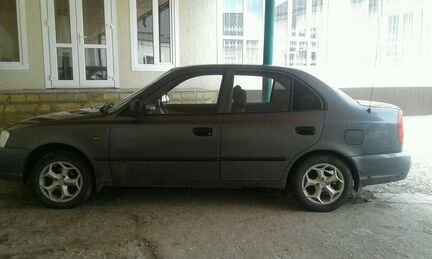 Hyundai Accent 1.5 МТ, 2005, седан, битый