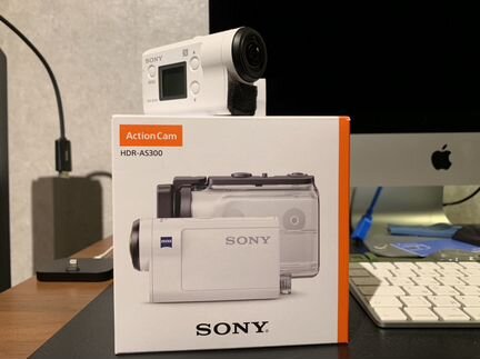 Экшн камера Sony HDR-AS300, практически новая