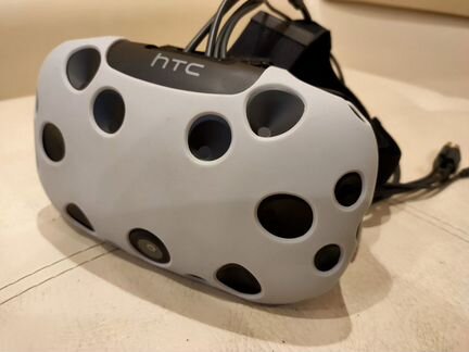 Шлем виртуальной реальности htc vive