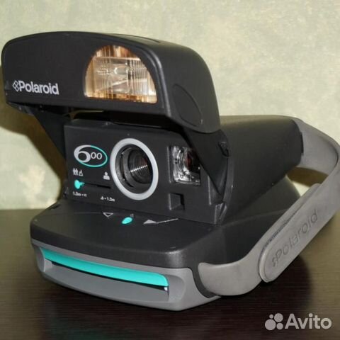 Polaroid 600 Instant Camera