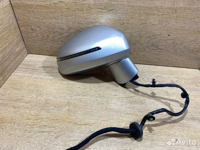 Зеркало правое Audi TT 8J Арт. 7720378