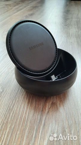 Док-станция Samsung DeX