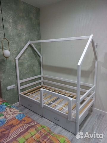 Новая детская кровать домик