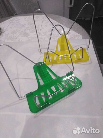 Подставка для книг