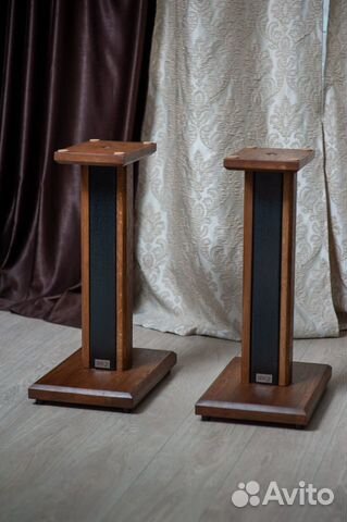 Стойки для полочной акустики