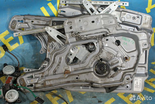 Передний левый стеклоподъемник Hyundai Santa FE