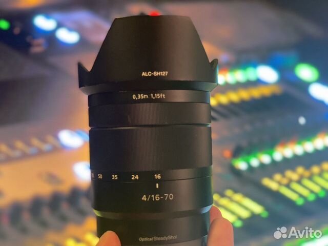 Объектив Sony E 16-70mm F4.0