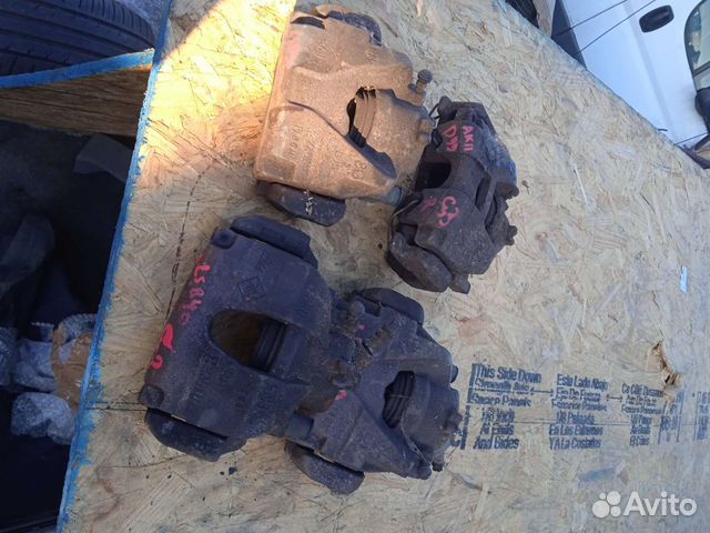 Передний суппорт от Рено Меган 3,Сценник 3