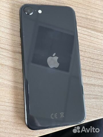 Смартфон Apple iPhone SE 2v