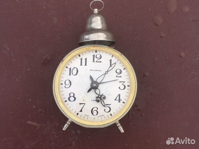 Часы механические СССР Будильник