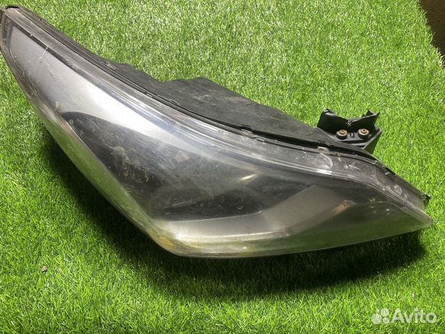 Фара Hyundai Solaris 2010-2014