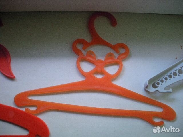 Плечики детские, вешалки