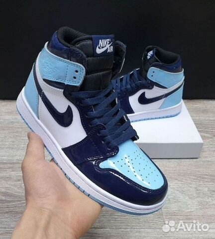 Кроссовки Nike Air Jordan 1