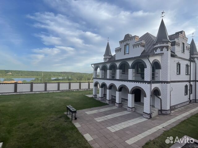 

6-к. дом, 370 м²
