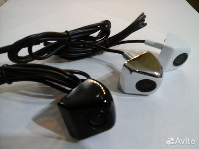 Камера заднего вида (черная, белая)