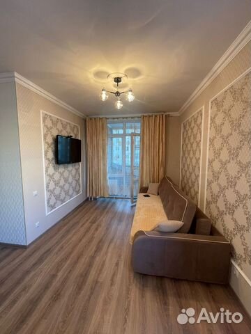 

2-к. квартира, 65 м², 3/13 эт.