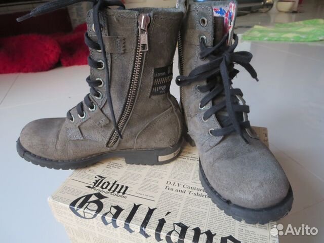 Сапоги John Galliano Сапоги John Galliano