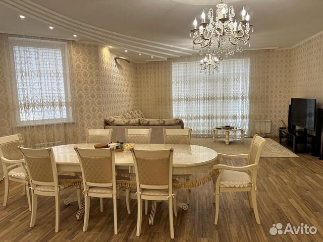 

5-к. дом, 280 м²