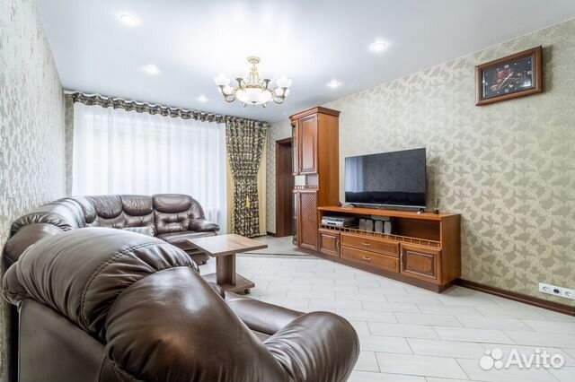

3-к. дом, 180 м²