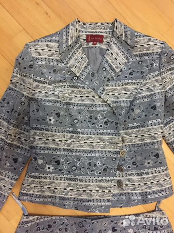 Продам костюм женский Продам костюм женский