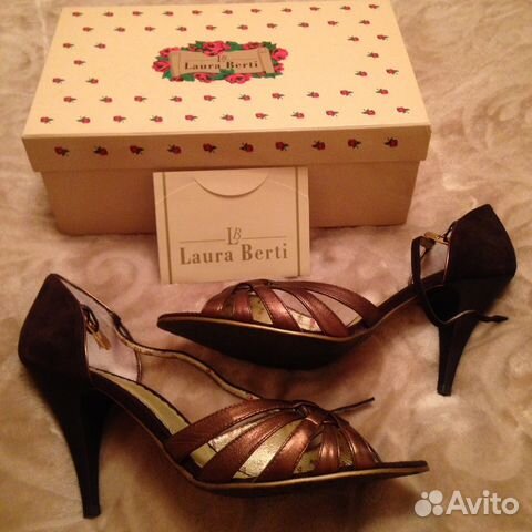 Новые брендовые Туфли Laura Berti замша