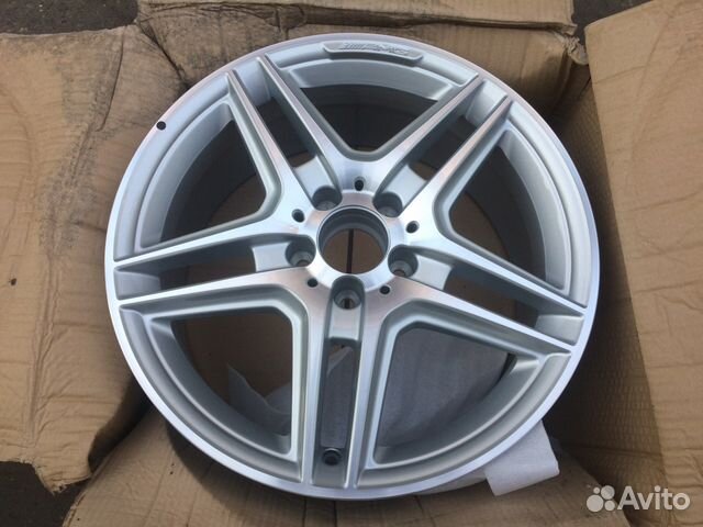 Новый оригинальный диск R18 AMG от Mercedes E W207 Новый оригинальный диск R18 AMG от Mercedes E W207