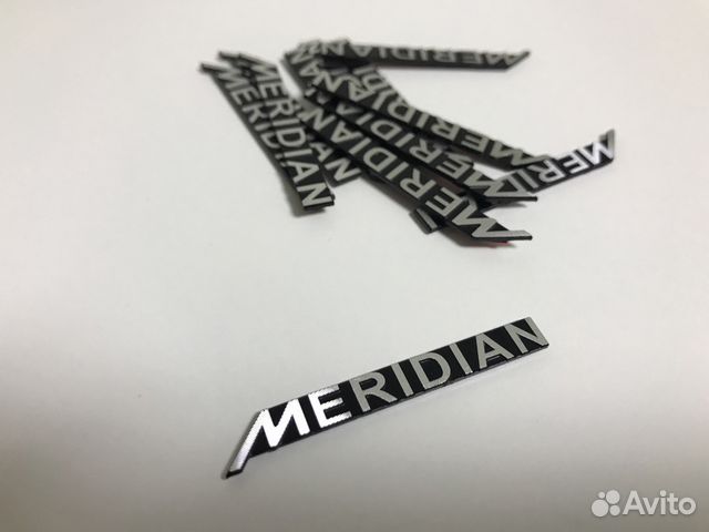 Эмблема шильдик меридиан акустика Meridian