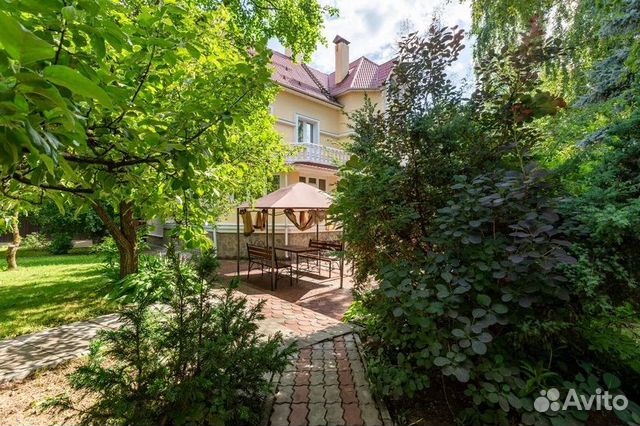 

5-к. коттедж, 450 м²