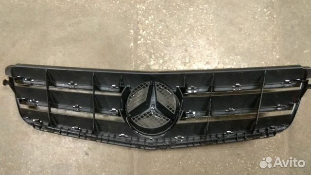 Решётка радиатора Mercedes c204 204 w204