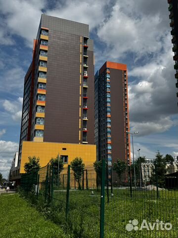 

2-к. квартира, 67 м², 6/15 эт.