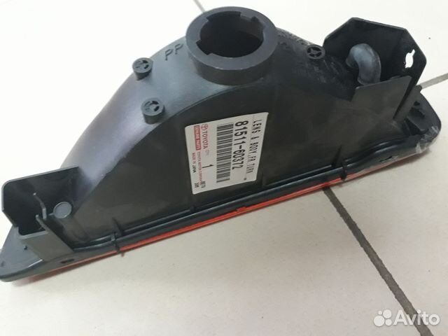 Поворотник Toyota LC 80 81511-60372