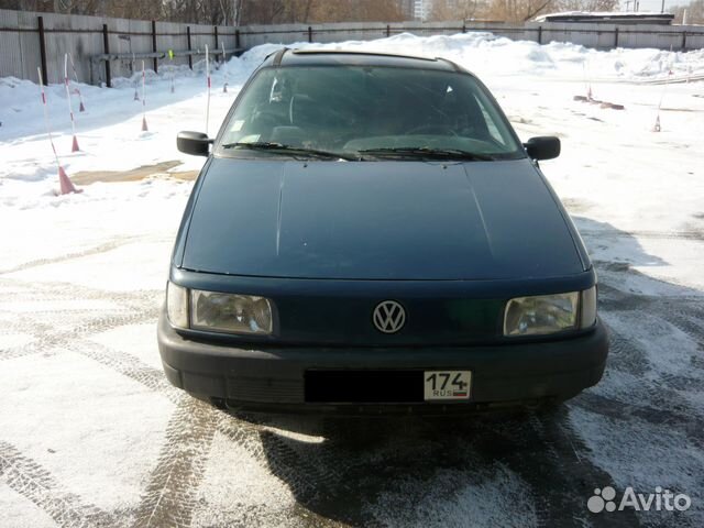 VW Passat B3 1.8 моно RP по запчастям VW Passat B3 1.8 моно RP по запчастям