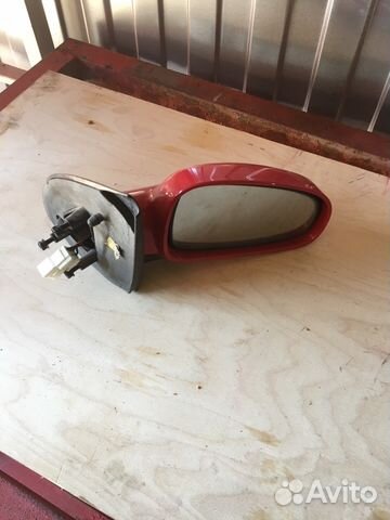 Запчасти на Шевроле Авео зеркало правое