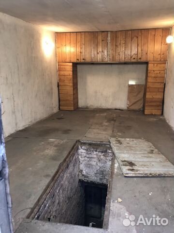 Гараж, > 30 м²