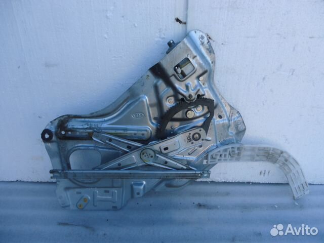 Стеклоподъемник задний правый Маджентис Magentis