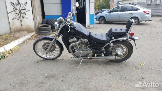 Suzuki intruder vs400