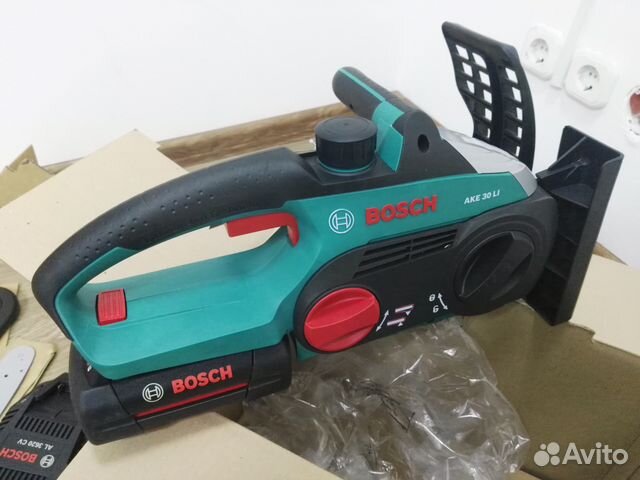 Аккумуляторная цепная пила Bosch 36V (новая)