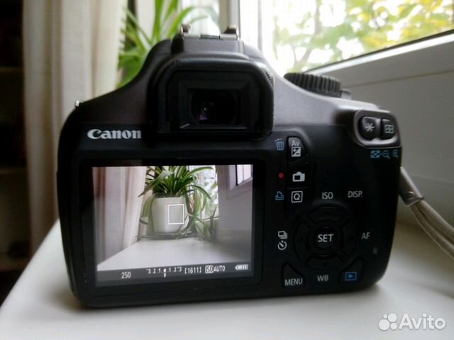 Canon EOS 1100D