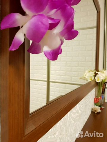 Туалетный столик с зеркалом Туалетный столик с зеркалом