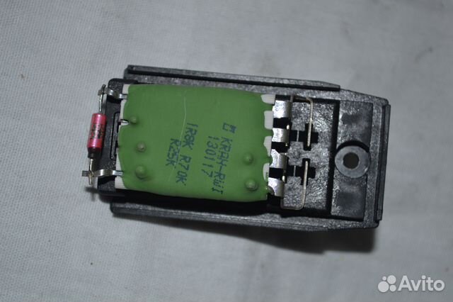 Резистор печки Ford Focus 00-04 Резистор печки Ford Focus 00-04