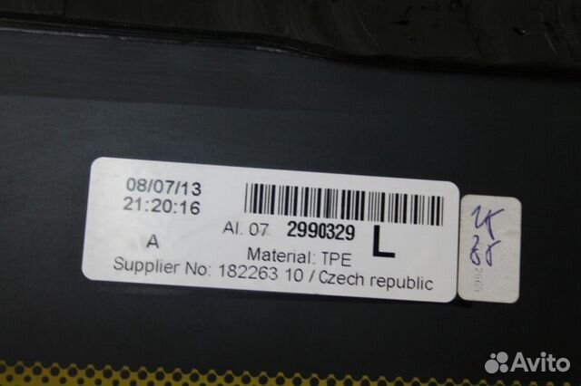 Стекло крыла заднее левое Bmw X1 E84 2009-2015 Стекло крыла заднее левое Bmw X1 E84 2009-2015