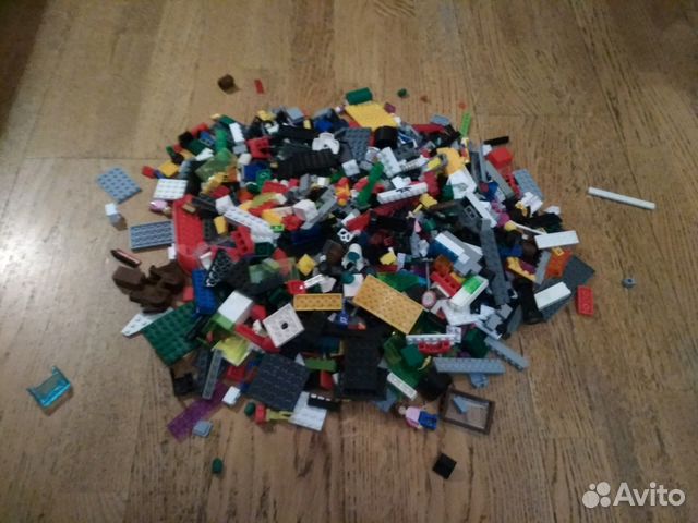 Конструктор, разные детали, больше 2 кг