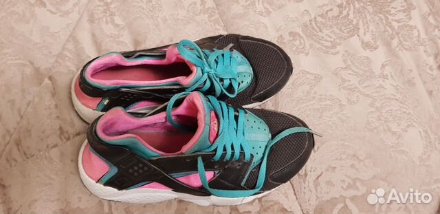 Кроссовки nike р.35,5 Кроссовки nike р.35,5