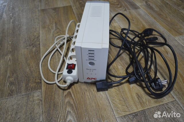 Источник бесперебойного питания Back-Ups CS 500