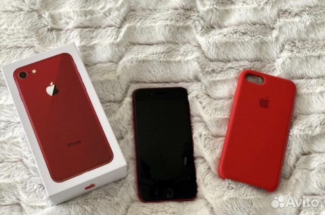 89020000926 iPhone 8 Red product на гарантии