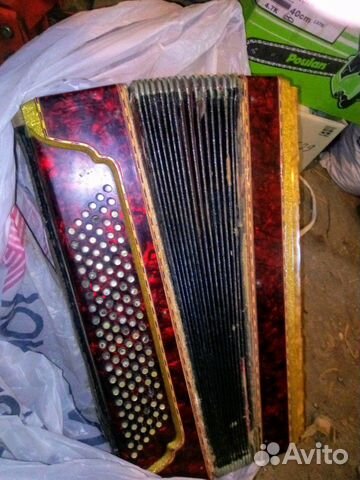 Старинный аккордеон Soberano